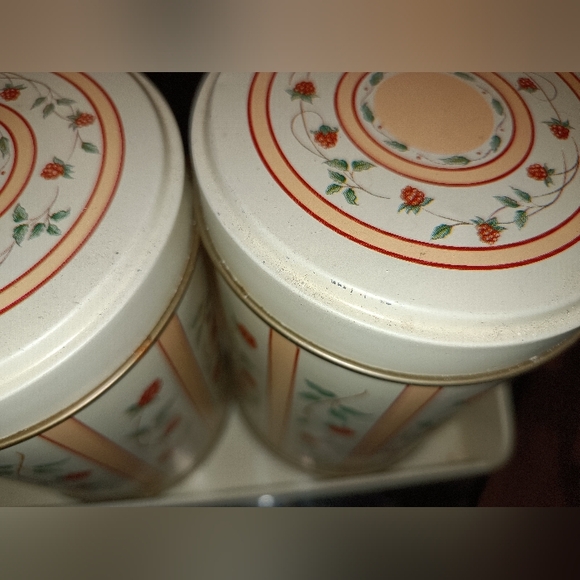 Floral Tin Tea Canister Set - Picture 5 of 5